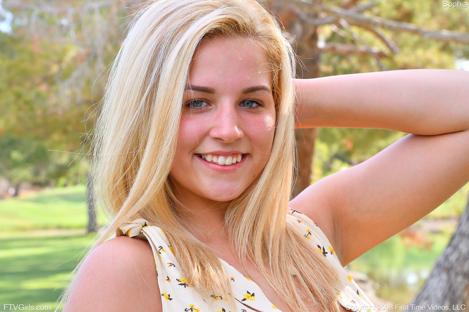 Blonde Stunner Sophia Ftv Gets Naughty Outdoors Ftv